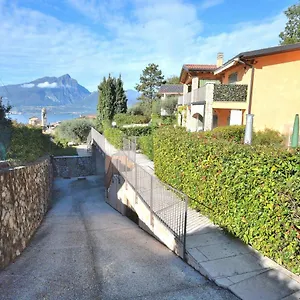 Bardino With Pool And Lake View Torri Del Benaco